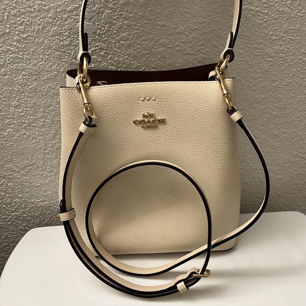 Purse - Picture 6 of 7